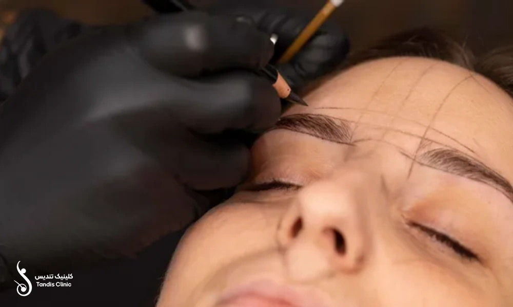 قرینه سازی قبل از کاشت ابرو دخترانه