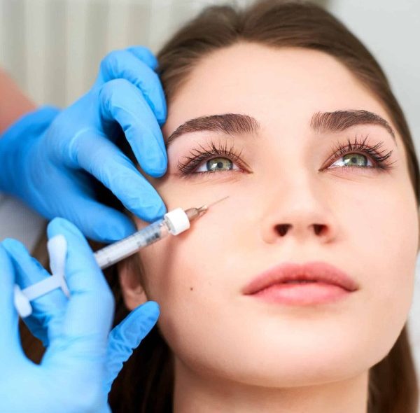 فیلر زیر چشم چیست؛ مراقبت ها، عوارض و قیمت